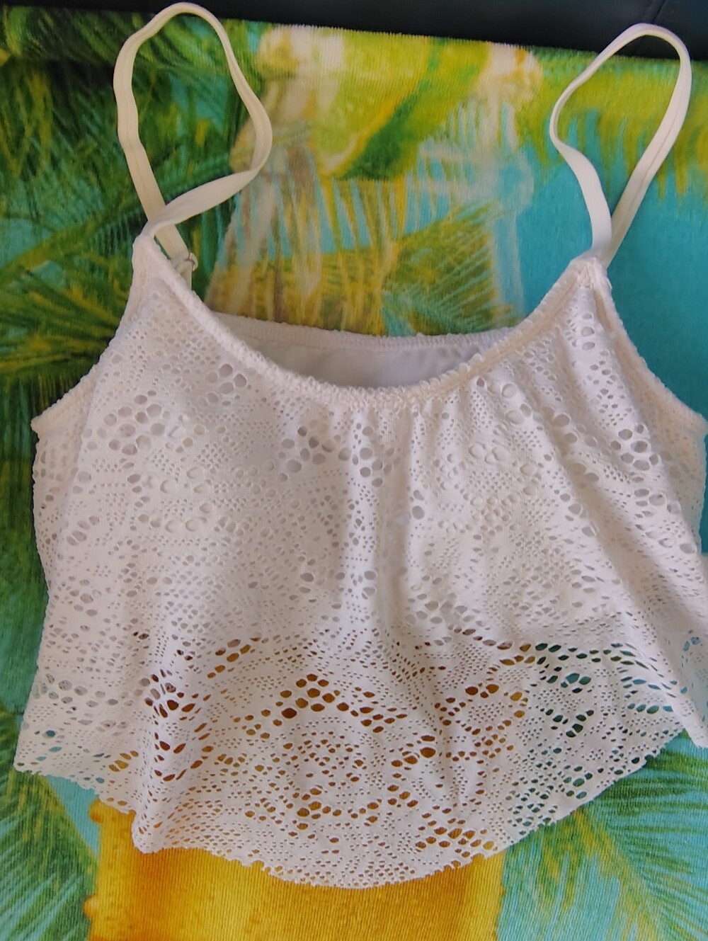 Mossimo White Eyelet Crochet Bralette Bikini Top- Medium